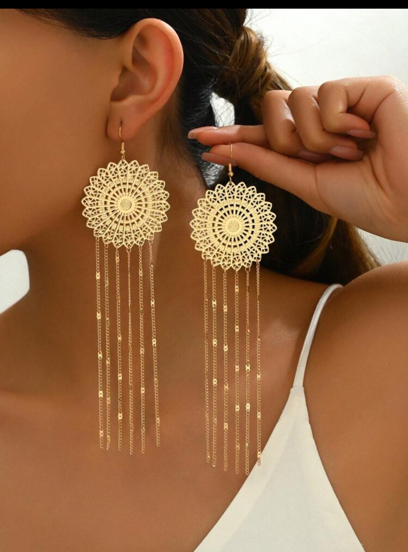 Gold Flower Chain Earring