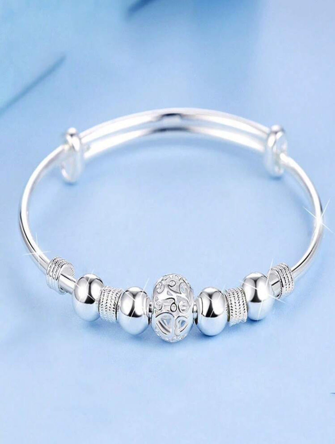 Bracelet collection