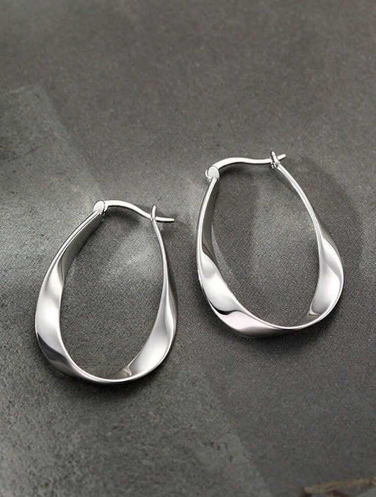 Silver petite hoop
